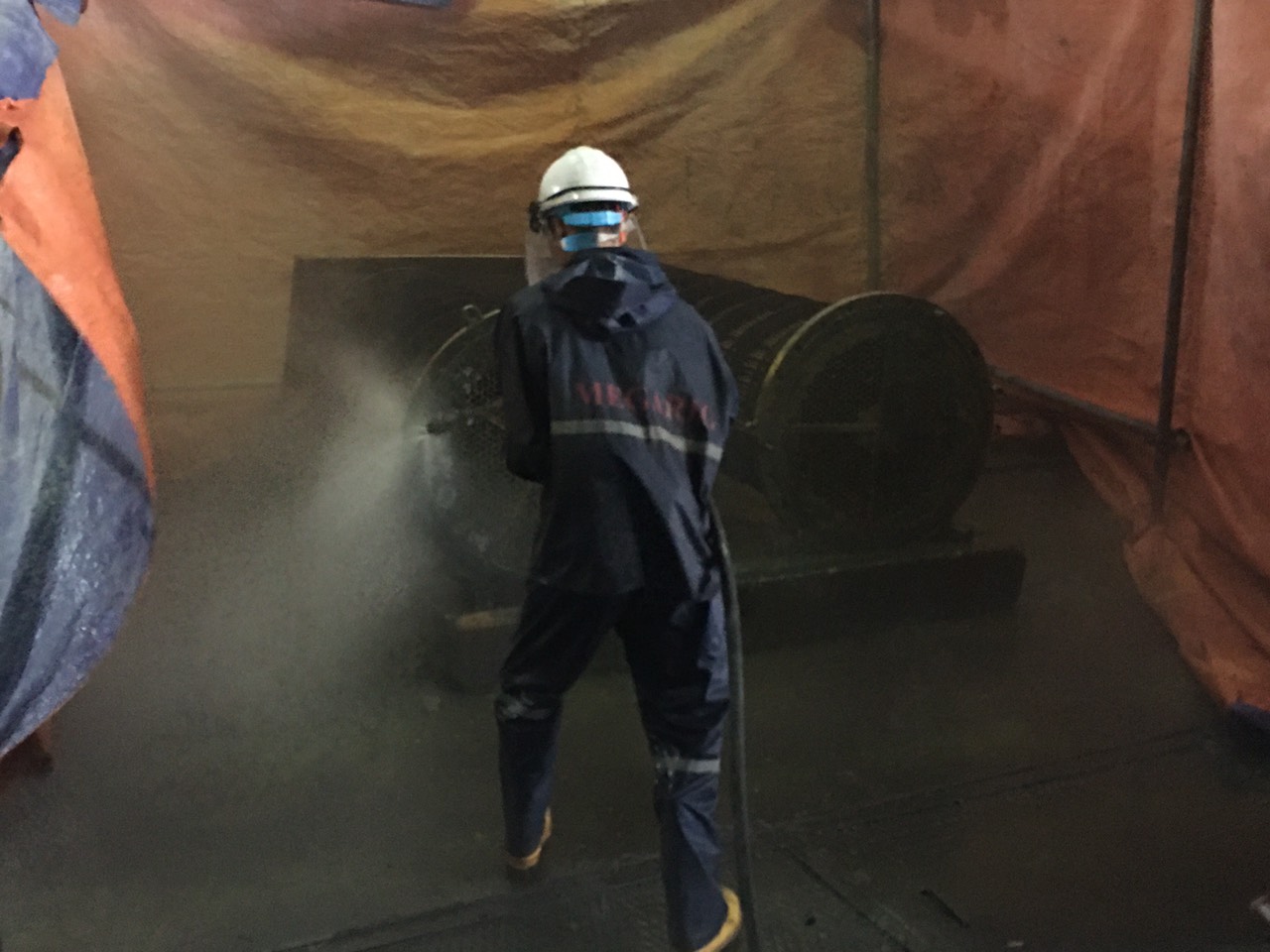 Vệ sinh thiết bị trao đổi nhiệt turbine hơi