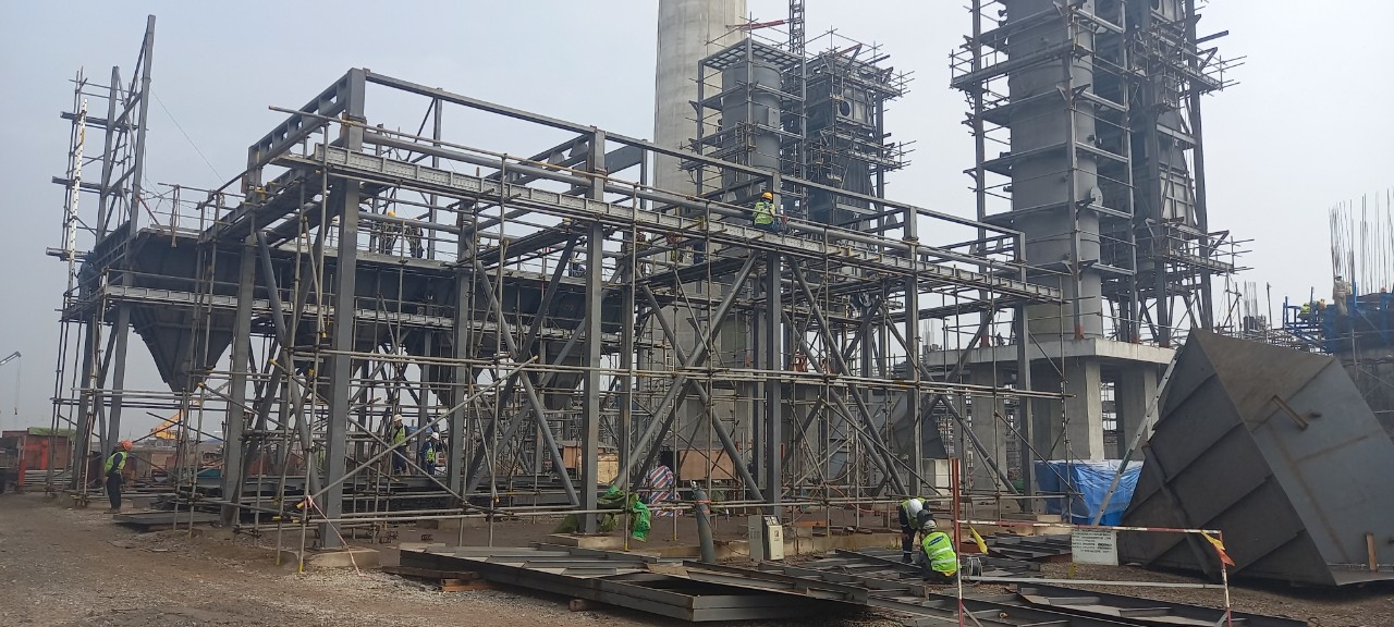 Lắp dựng thiết bị, kết cấu Lò hơi tầng sôi tuần hoàn 2x35T/H